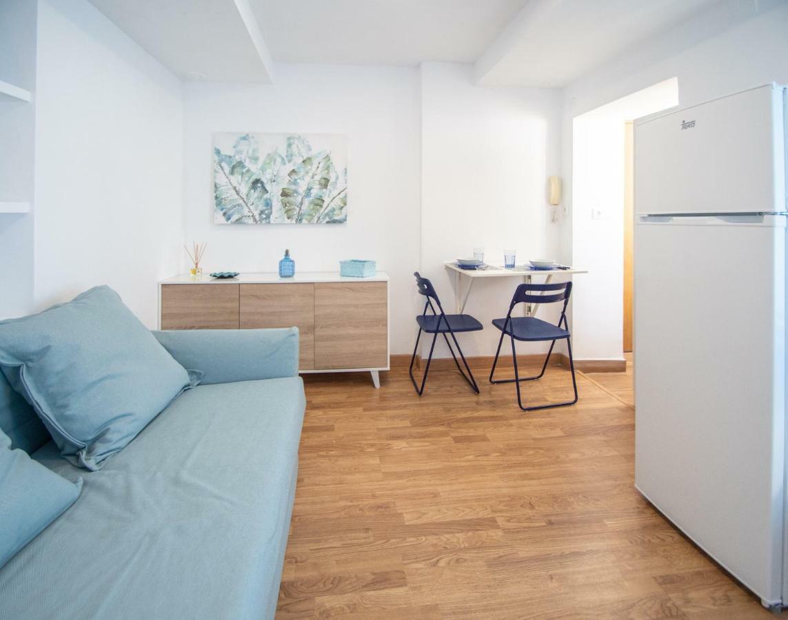 Apartamento Aires Mediterraneos Apartment Cadiz Exterior photo