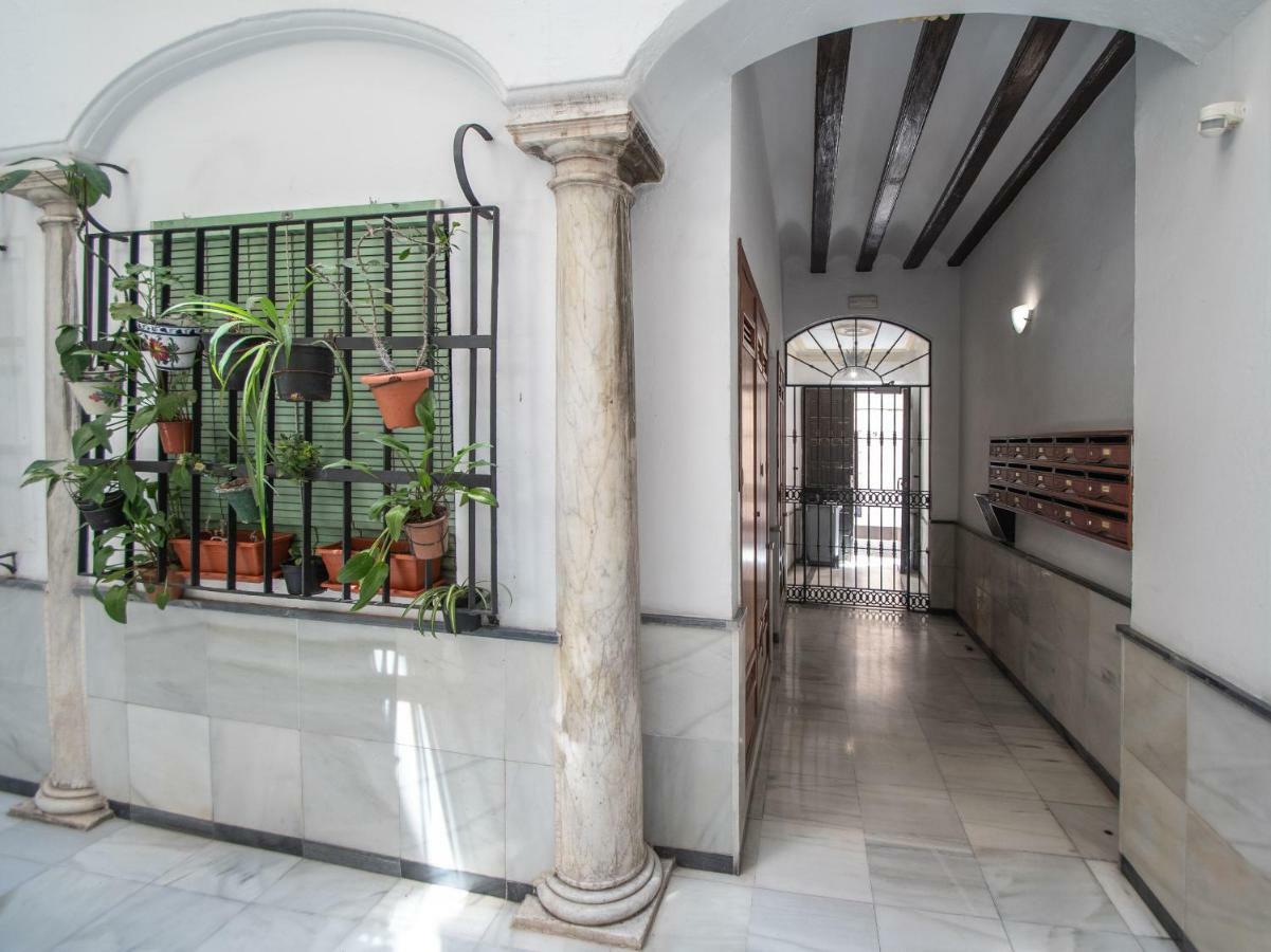 Apartamento Aires Mediterraneos Apartment Cadiz Exterior photo